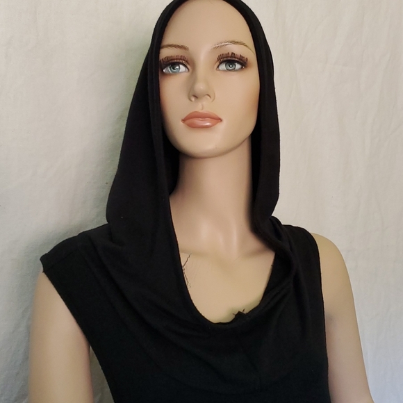 Mossimo Open Back Hooded Top - Picture 2 of 16